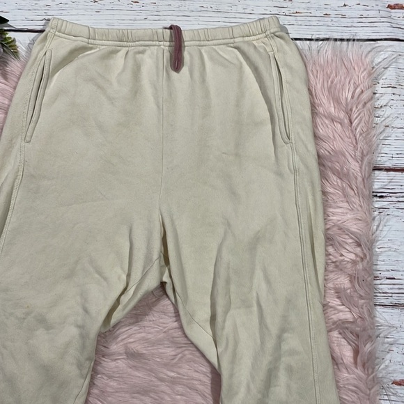 Xirena High Rise Crosby Pebble Stone Sweatpants - Picture 5 of 10